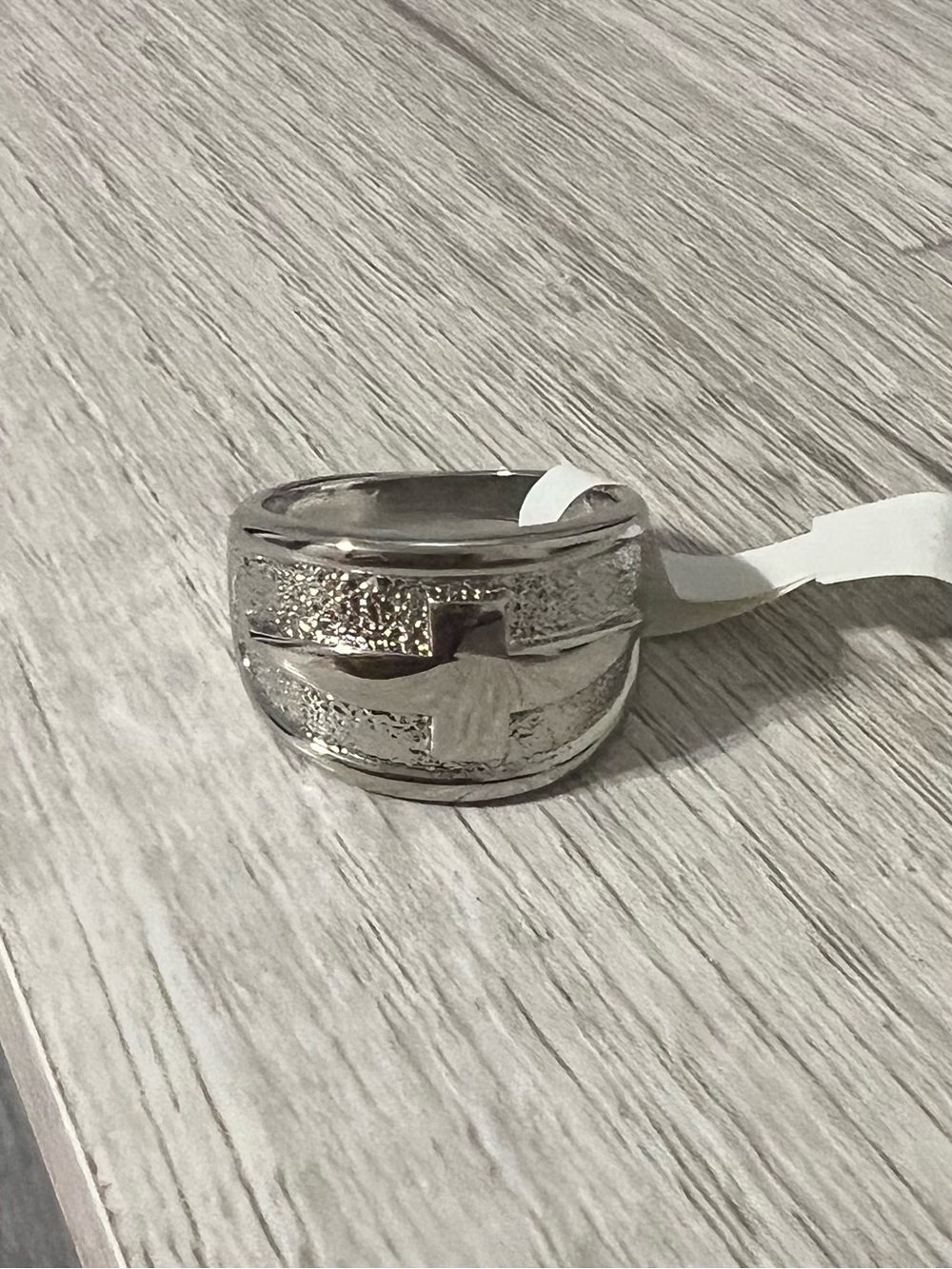 Statement Band Ring with Polished Cross Motif - Picture 3 of 3